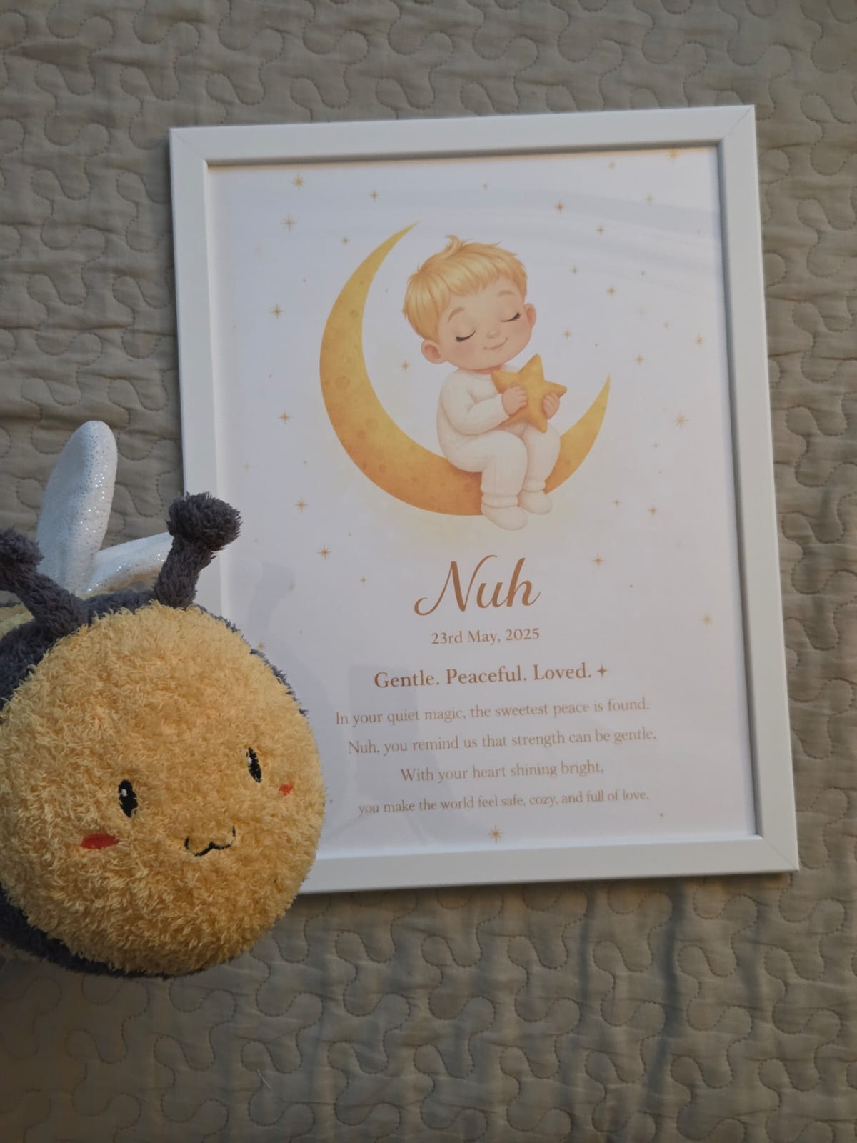 BUNDLE OFFER: PERSONALISED WALL ART POSTER + BEE MASCOT